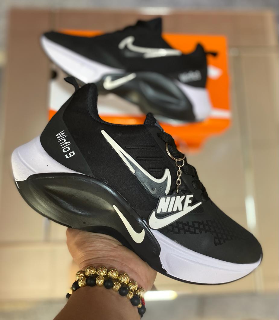 Tenis Nike Winflo Caballero
