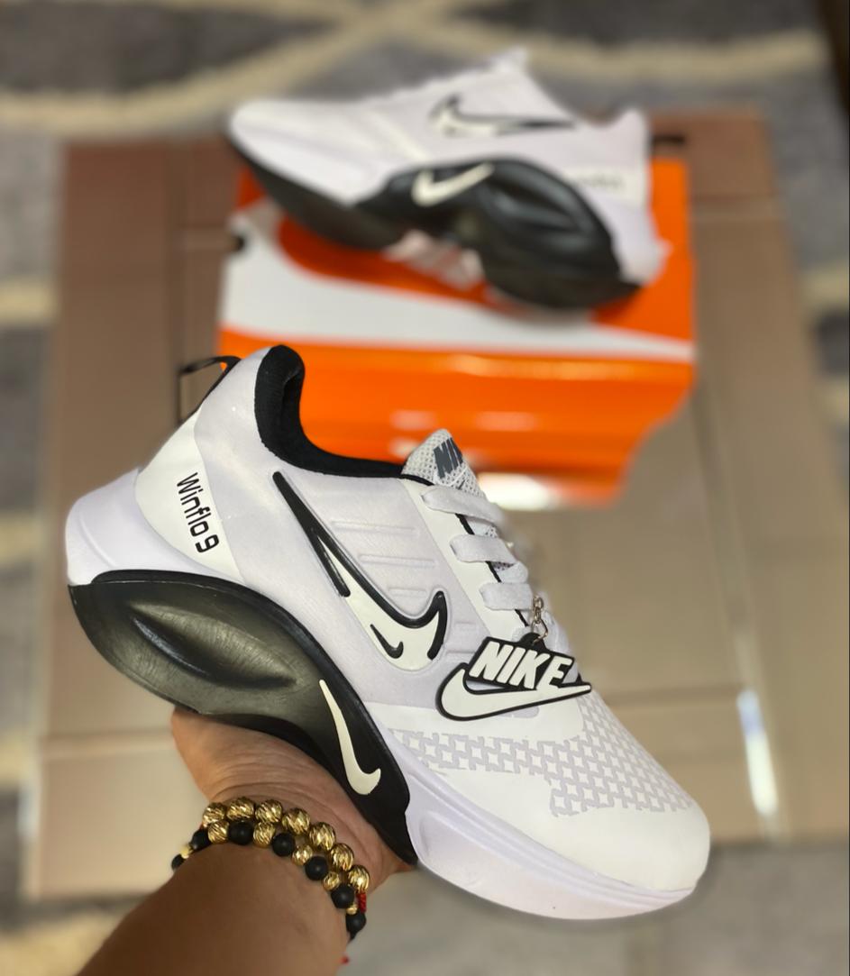 Tenis Nike Winflo Caballero